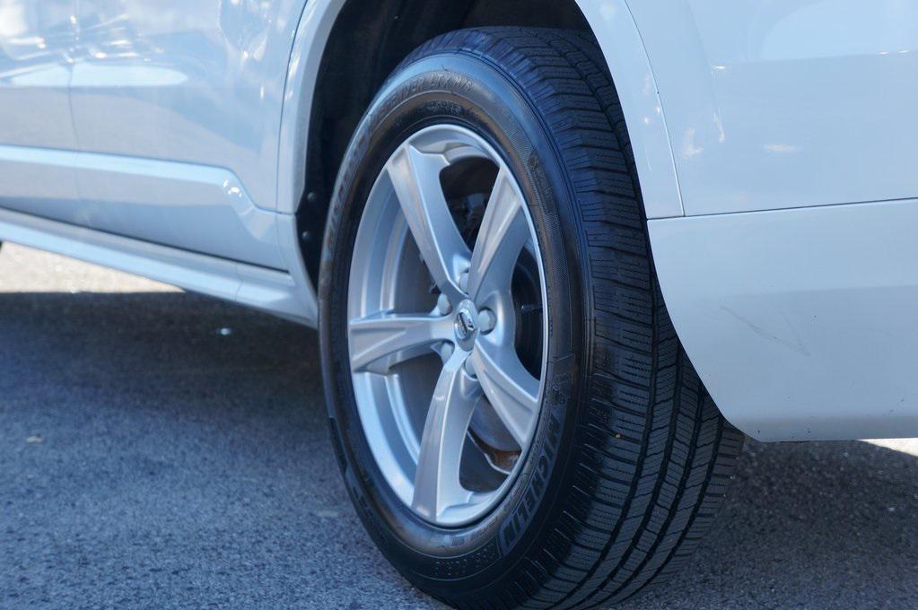 used 2016 Volvo XC90 car, priced at $15,644