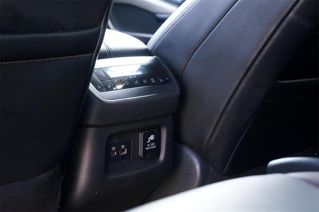 used 2022 Nissan Pathfinder car, priced at $25,930