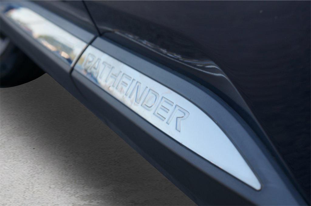 used 2022 Nissan Pathfinder car, priced at $25,930