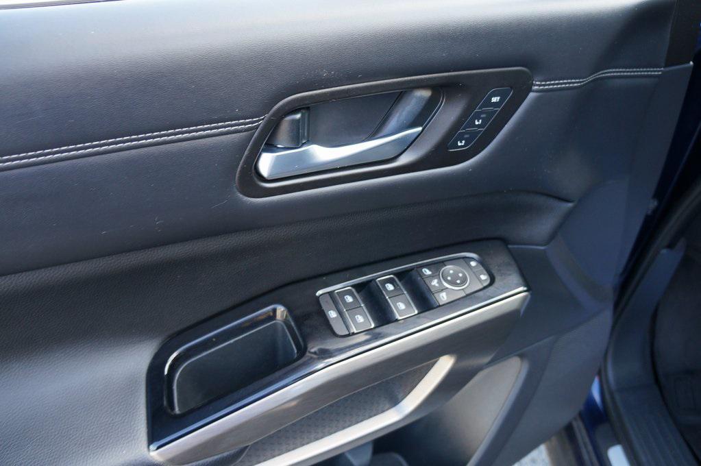 used 2022 Nissan Pathfinder car, priced at $28,277