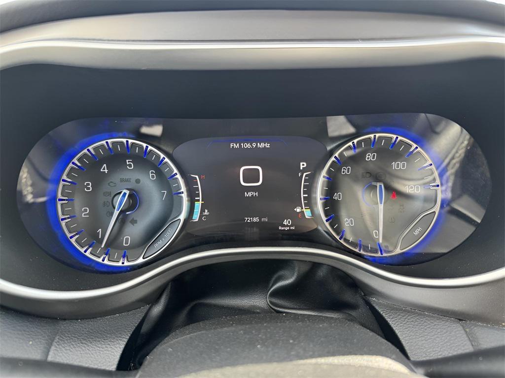 used 2021 Chrysler Pacifica car, priced at $22,034