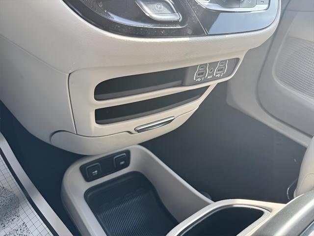 used 2021 Chrysler Pacifica car, priced at $23,899