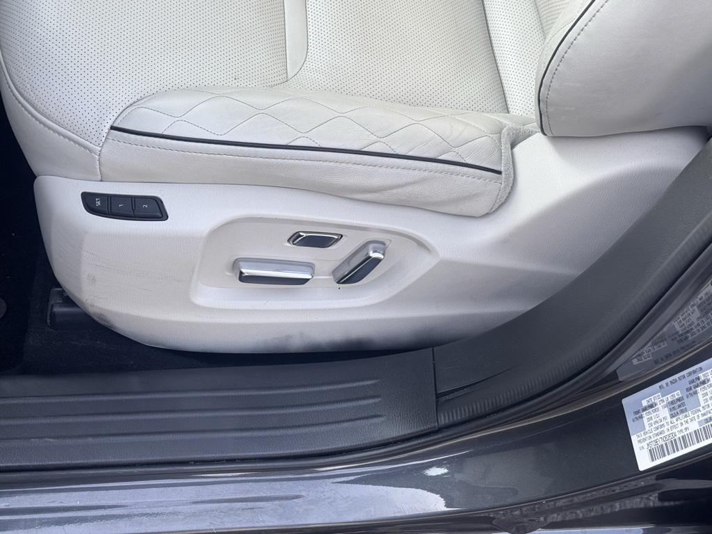 used 2022 Mazda CX-9 car, priced at $31,458
