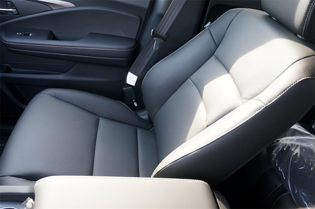new 2025 Honda Ridgeline car, priced at $44,885