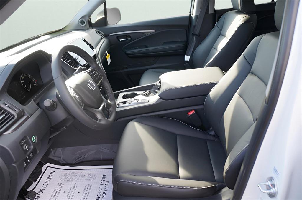 new 2025 Honda Ridgeline car, priced at $44,885