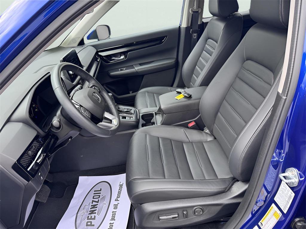 used 2023 Honda CR-V car, priced at $32,986