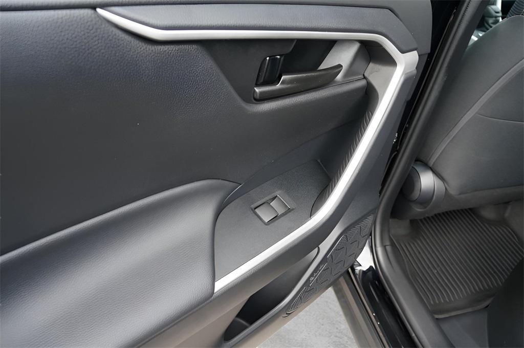used 2021 Toyota RAV4 Hybrid car, priced at $24,554