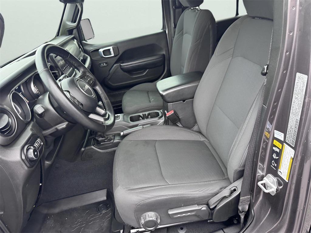 used 2021 Jeep Wrangler Unlimited car, priced at $26,156