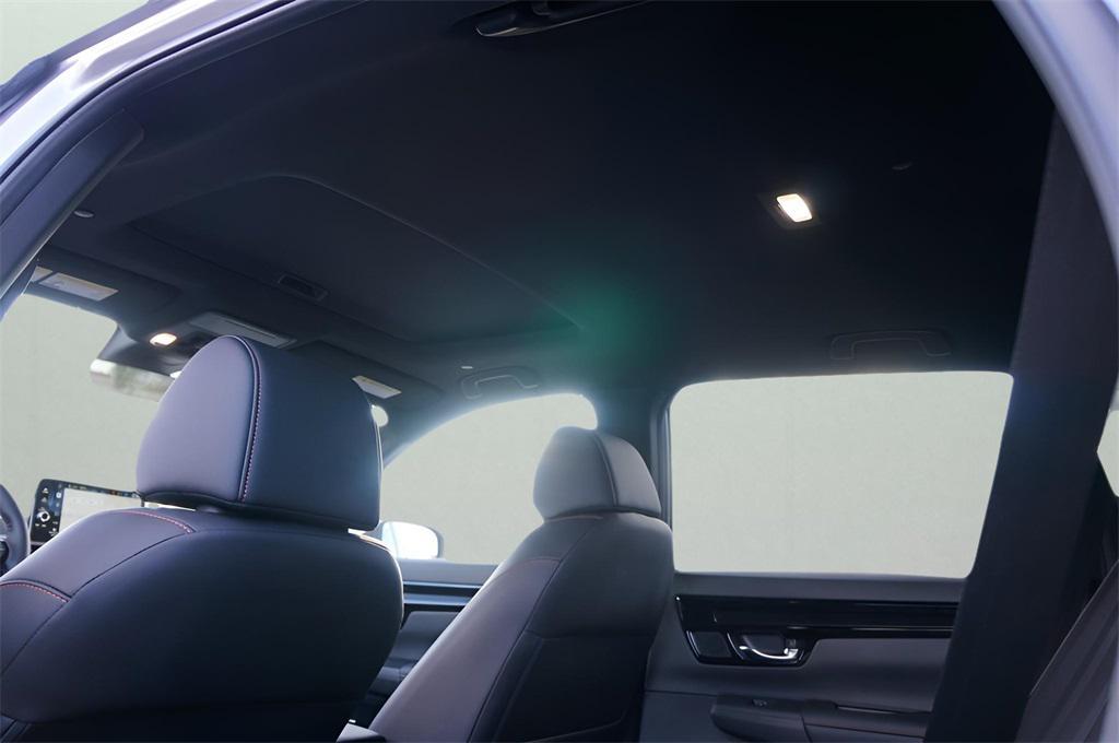 new 2026 Honda CR-V Hybrid car, priced at $43,700