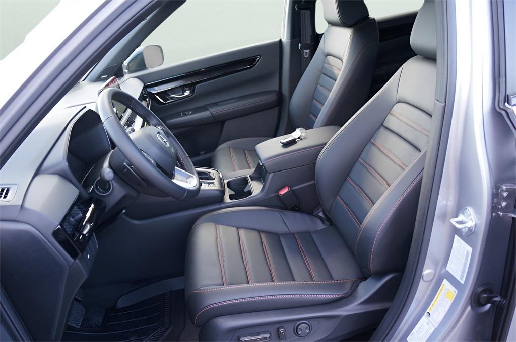 new 2026 Honda CR-V Hybrid car, priced at $43,700