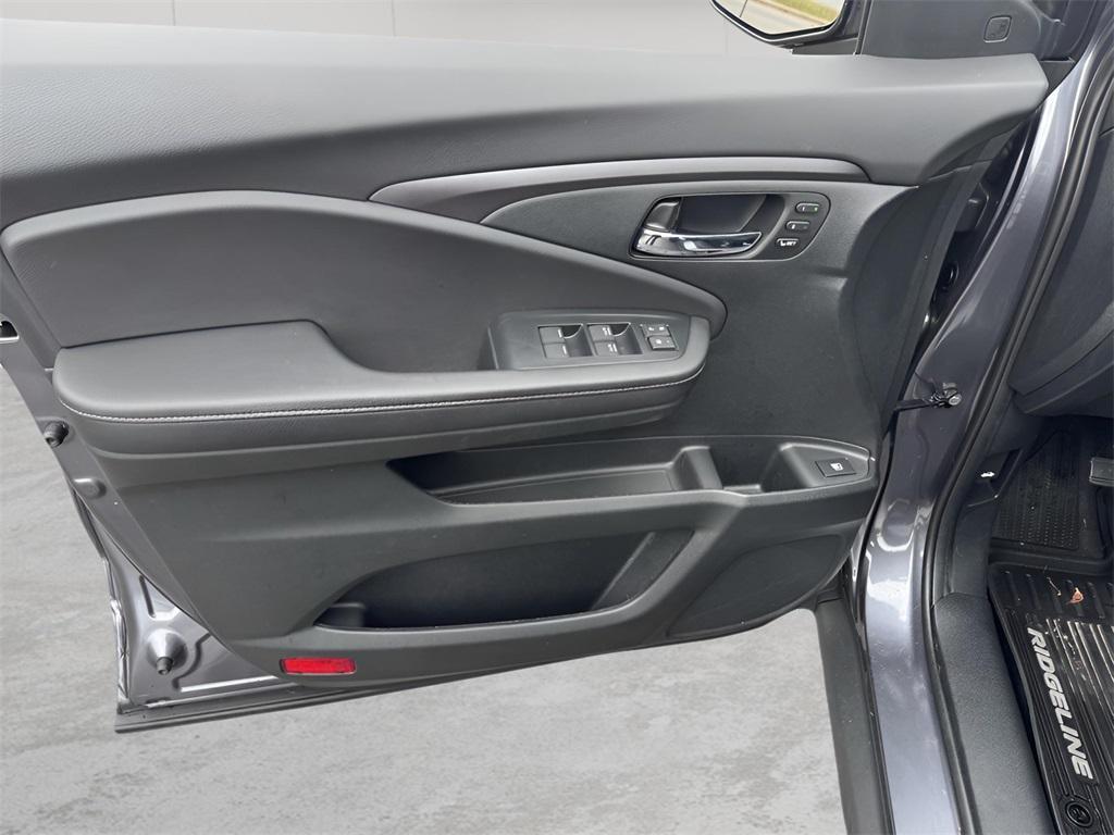 used 2024 Honda Ridgeline car, priced at $35,420