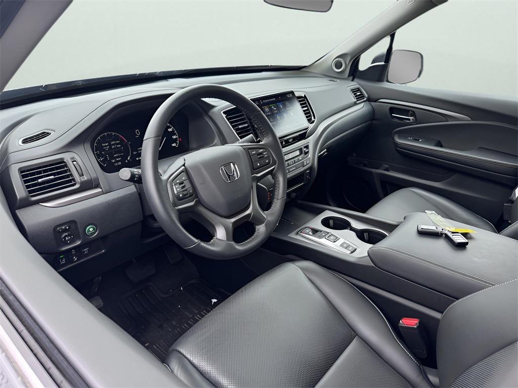 used 2024 Honda Ridgeline car, priced at $35,420