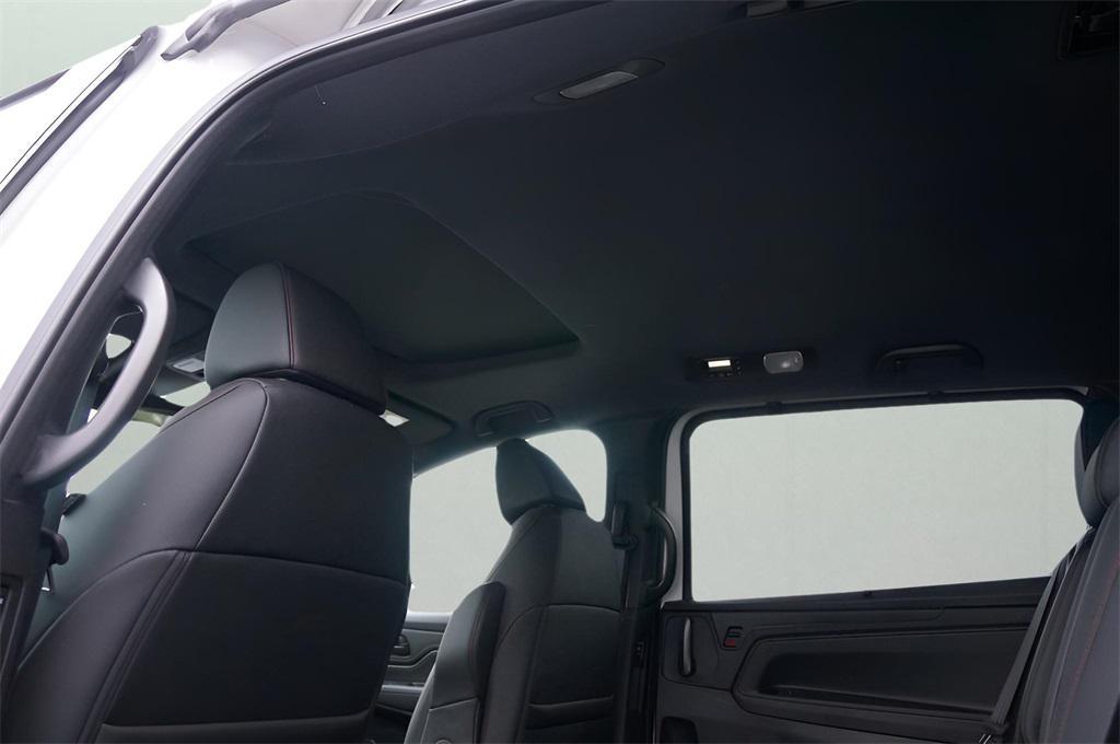 new 2026 Honda Odyssey car, priced at $45,845