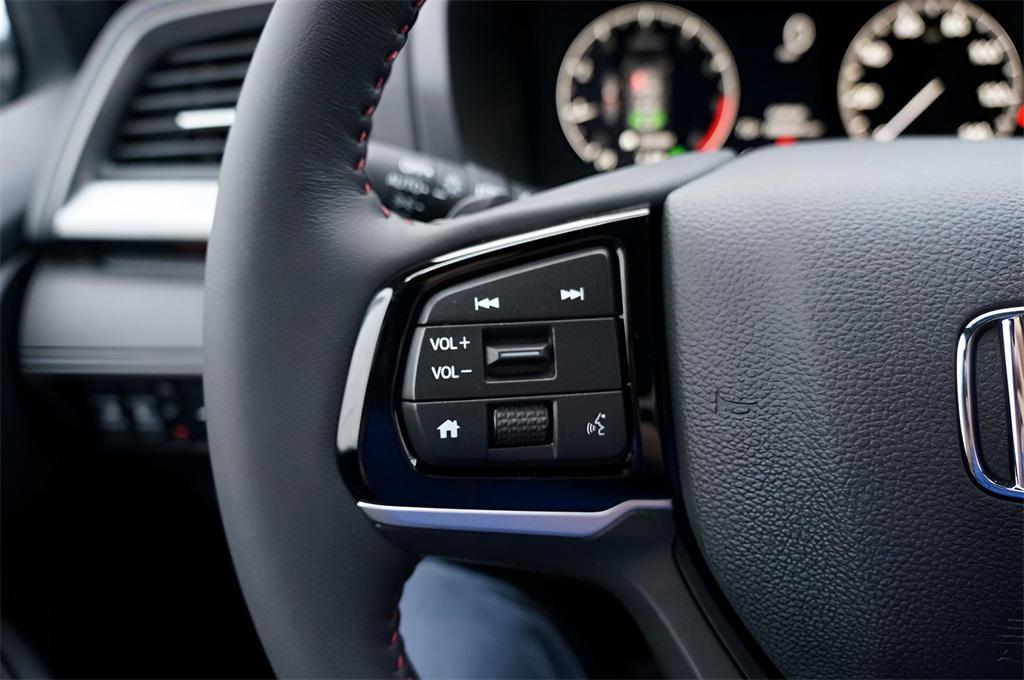 new 2026 Honda Odyssey car, priced at $45,845