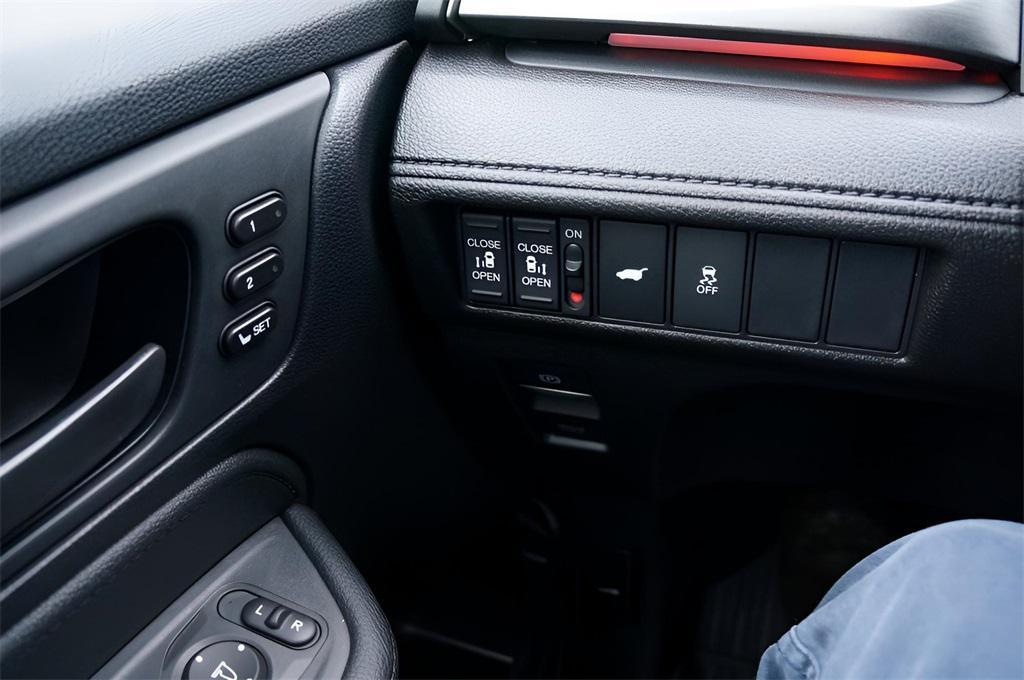 new 2026 Honda Odyssey car, priced at $45,845