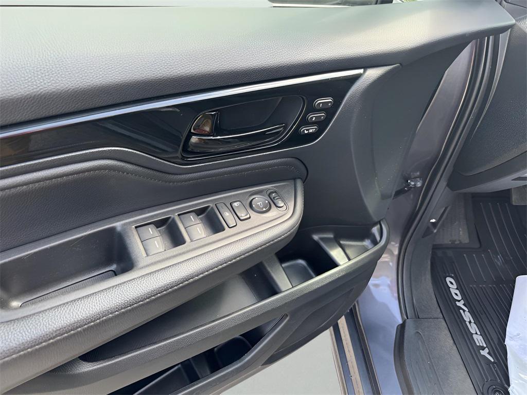 used 2023 Honda Odyssey car, priced at $39,999