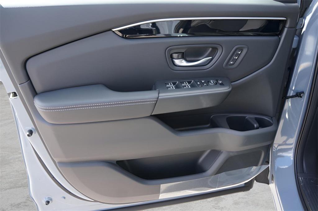 new 2025 Honda Pilot car, priced at $51,550