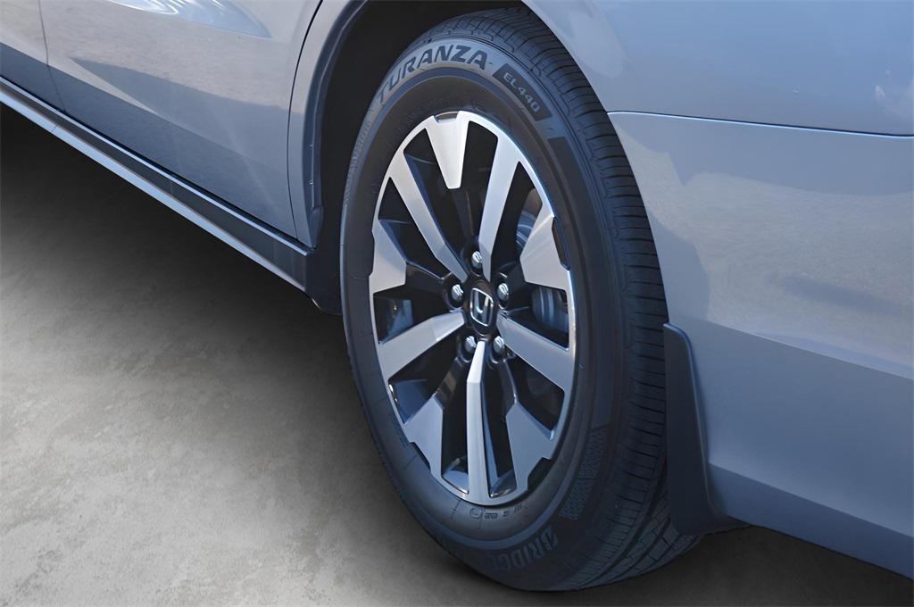 new 2026 Honda Odyssey car, priced at $44,290
