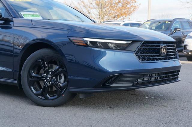 new 2025 Honda Accord car, priced at $31,923