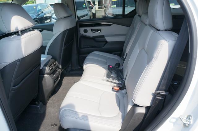 new 2025 Honda Pilot car, priced at $45,405