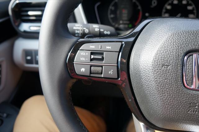 new 2025 Honda Pilot car, priced at $45,405