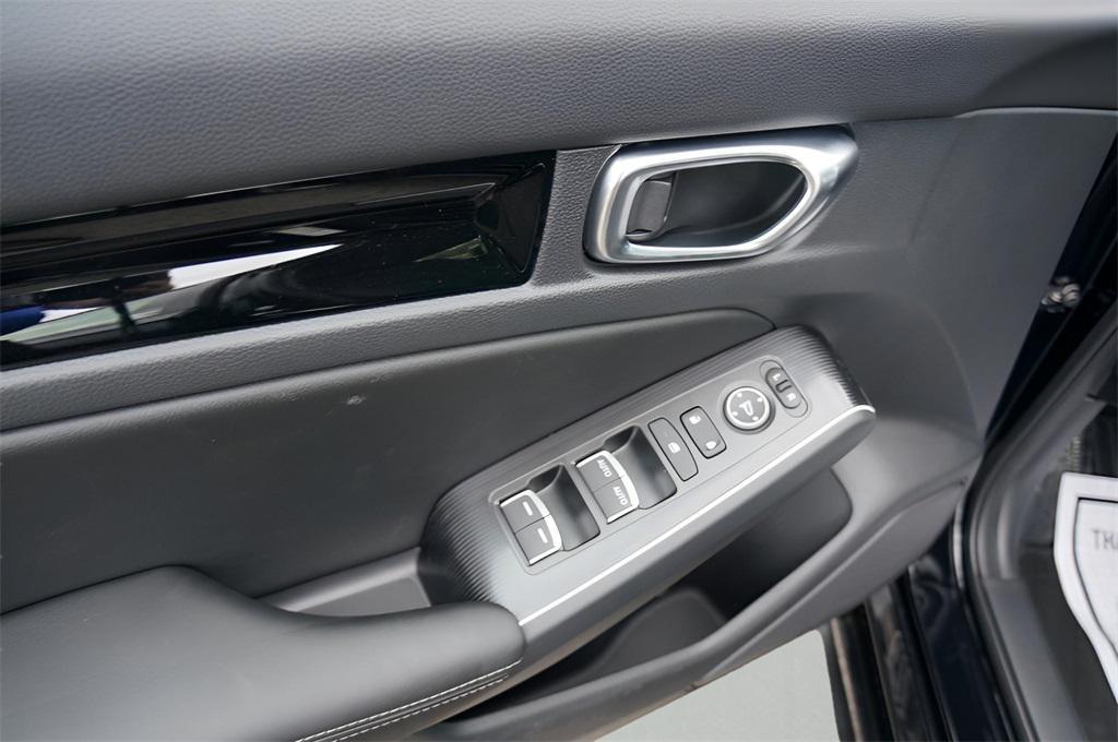 new 2025 Honda Civic Hybrid car, priced at $34,300