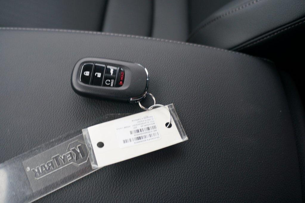 new 2025 Honda Civic Hybrid car, priced at $34,300