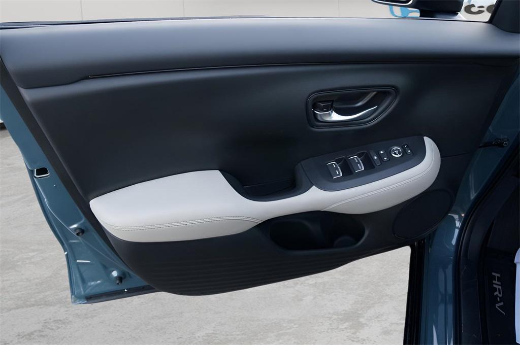 new 2026 Honda HR-V car, priced at $31,955