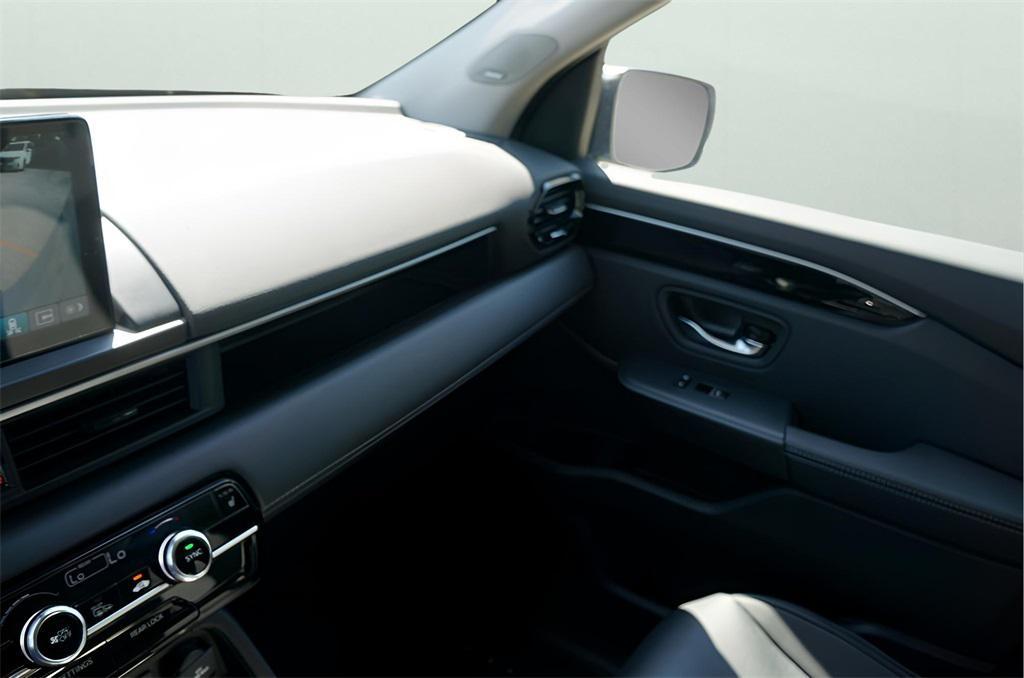 new 2025 Honda Pilot car, priced at $51,550