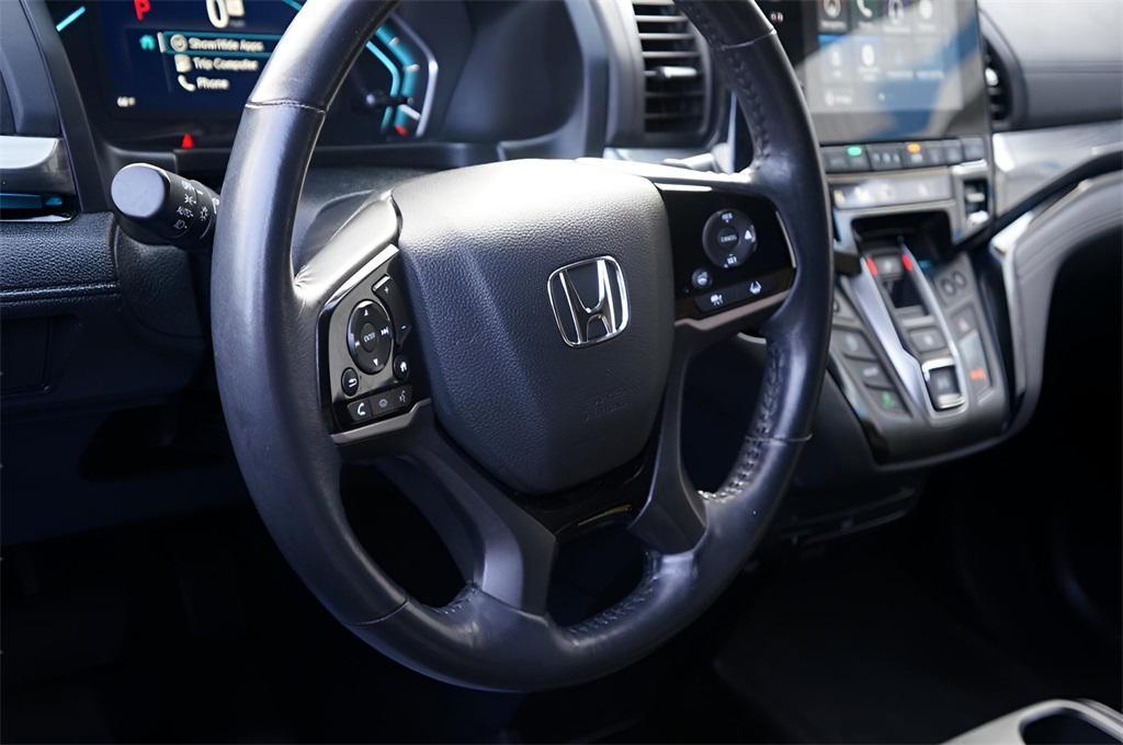 used 2023 Honda Odyssey car, priced at $44,144