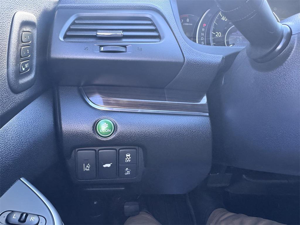 used 2016 Honda CR-V car, priced at $14,423