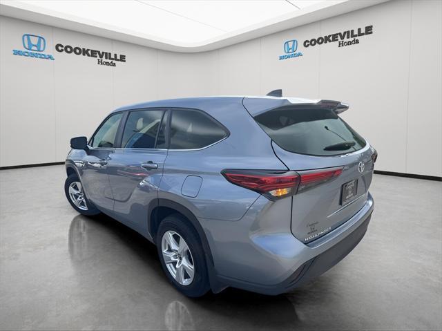 used 2023 Toyota Highlander car, priced at $33,997