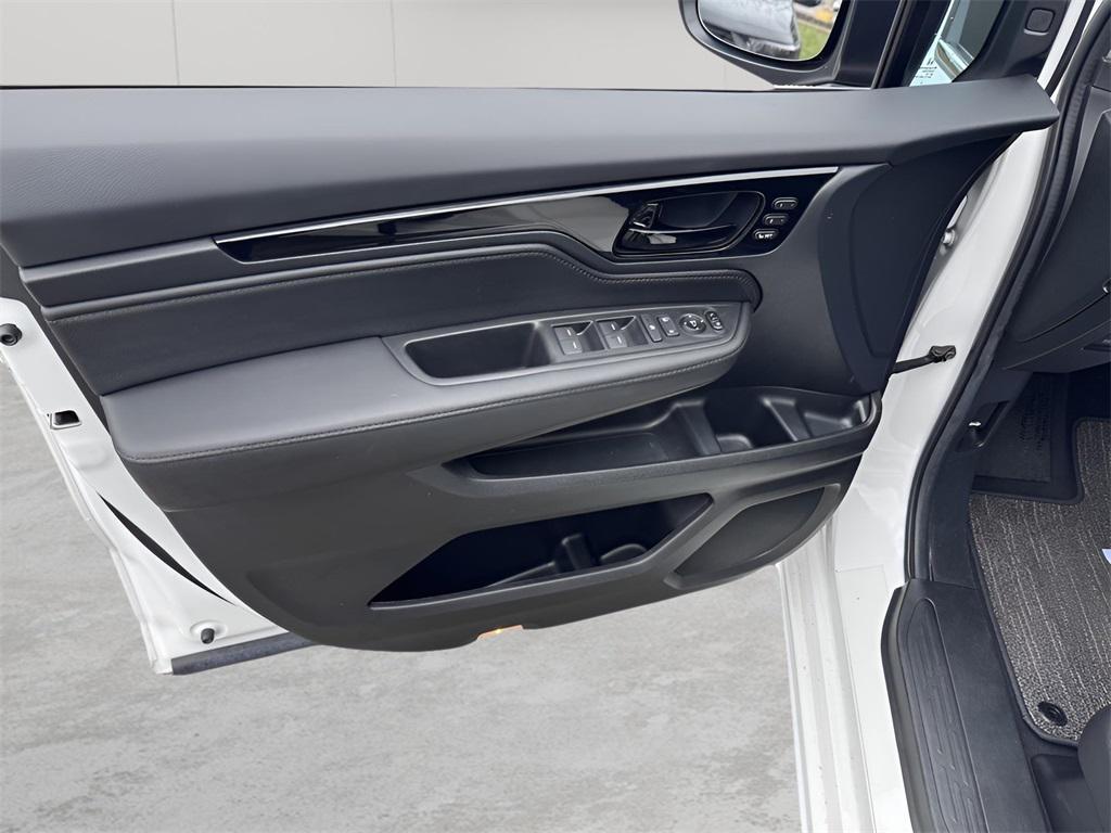 used 2024 Honda Odyssey car, priced at $42,748