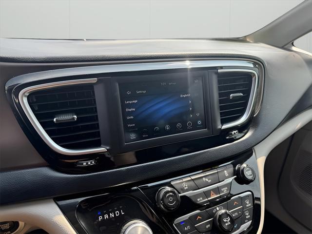 used 2019 Chrysler Pacifica car, priced at $14,985