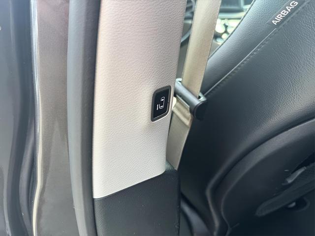 used 2019 Chrysler Pacifica car, priced at $14,985