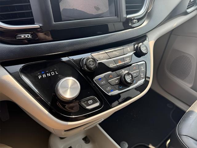 used 2019 Chrysler Pacifica car, priced at $14,985