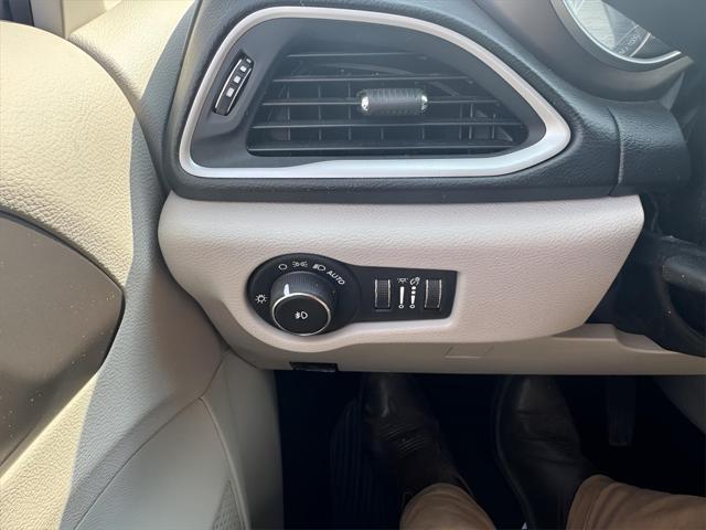 used 2019 Chrysler Pacifica car, priced at $14,985