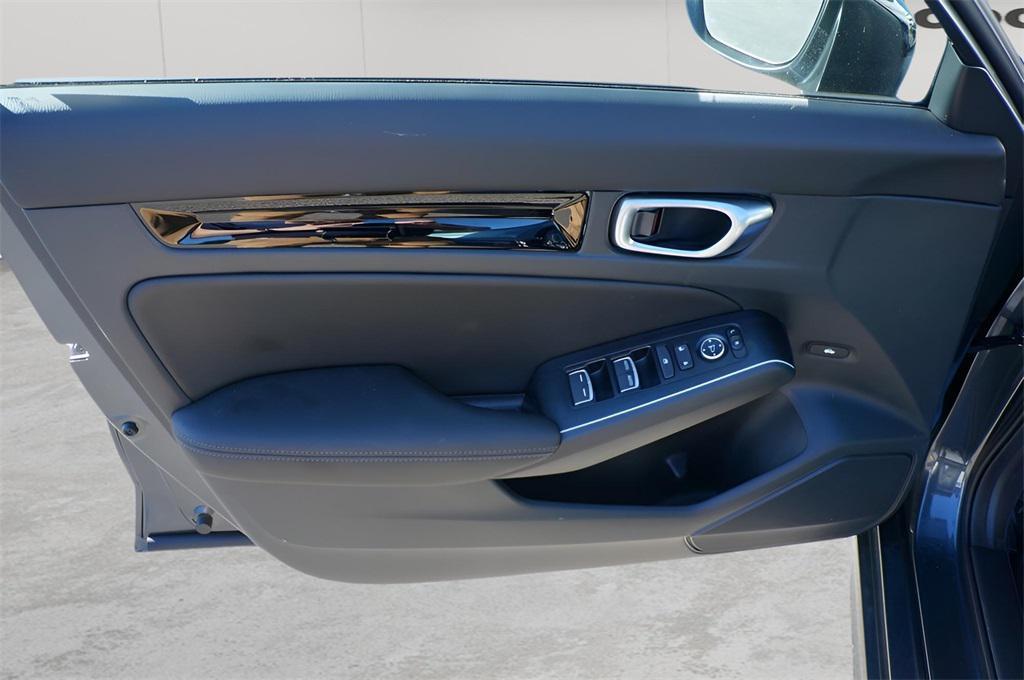 new 2026 Honda Civic Hybrid car, priced at $33,490