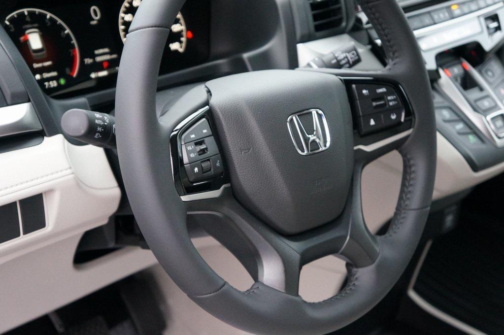 new 2026 Honda Odyssey car, priced at $45,775