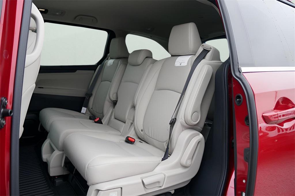 new 2026 Honda Odyssey car, priced at $45,775