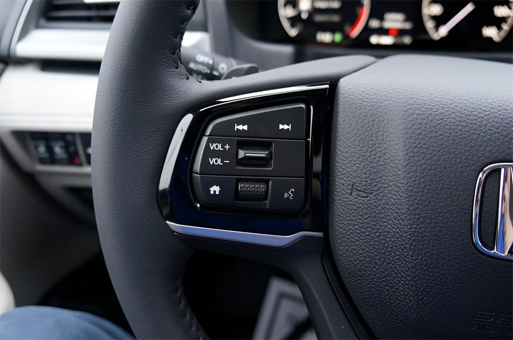 new 2026 Honda Odyssey car, priced at $45,775