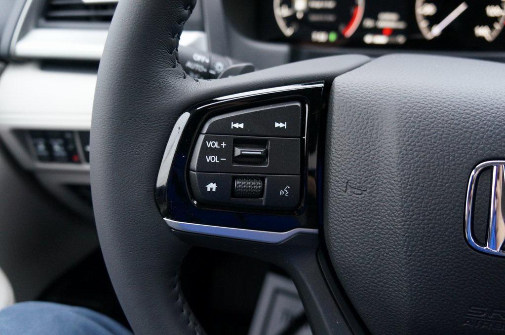 new 2026 Honda Odyssey car, priced at $45,775