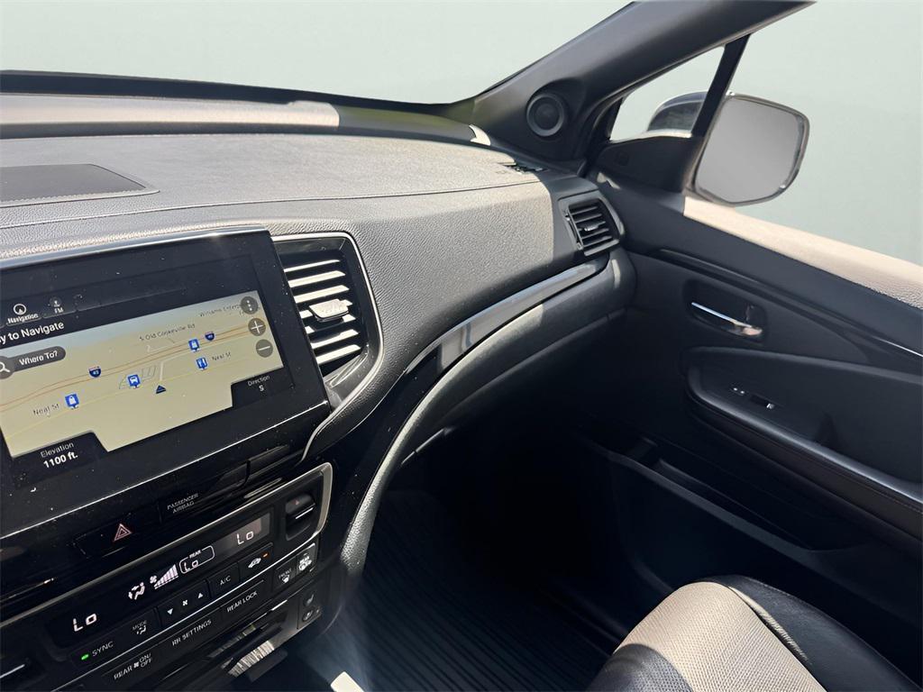 used 2022 Honda Pilot car, priced at $32,587