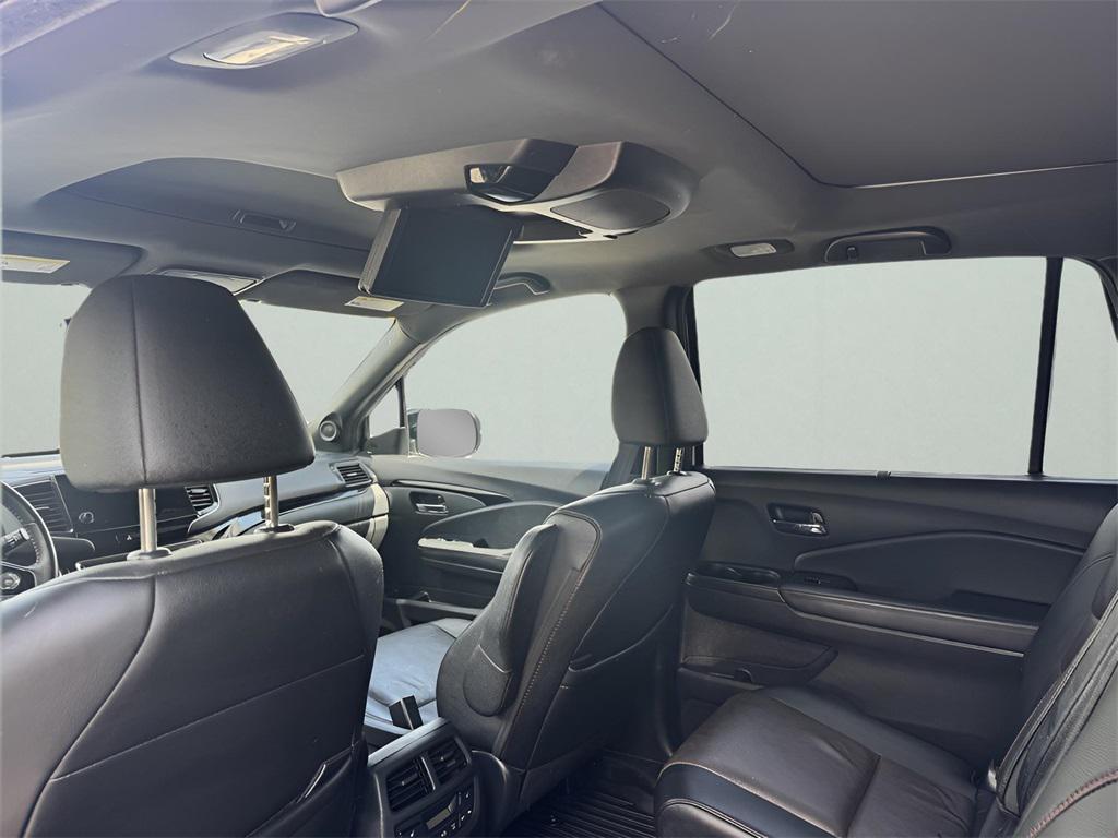 used 2022 Honda Pilot car, priced at $32,587