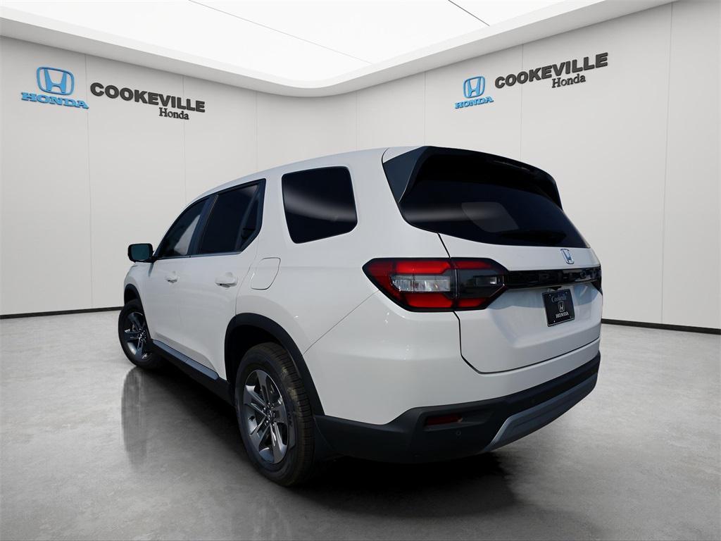 new 2025 Honda Pilot car, priced at $46,180