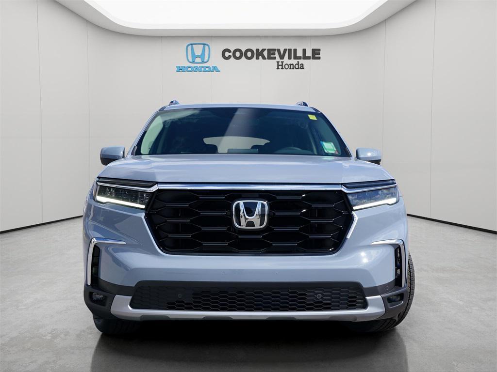 new 2025 Honda Pilot car, priced at $54,300