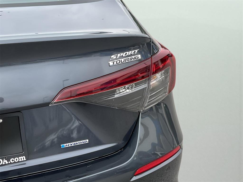new 2025 Honda Civic Hybrid car, priced at $33,100