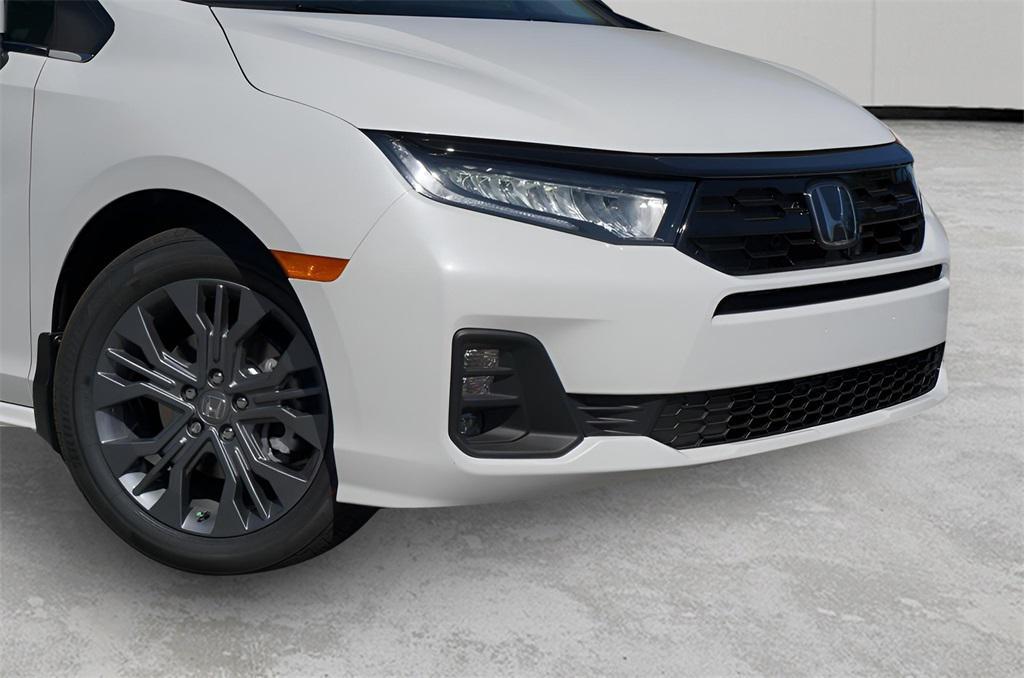 used 2025 Honda Odyssey car, priced at $45,923