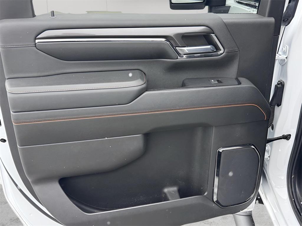 used 2024 GMC Sierra 2500 car, priced at $69,852