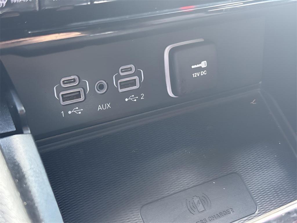 used 2024 Jeep Grand Cherokee car, priced at $29,712
